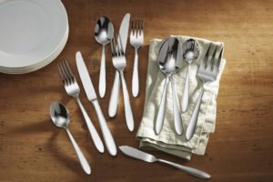 Oneida Mooncrest 45pc Set